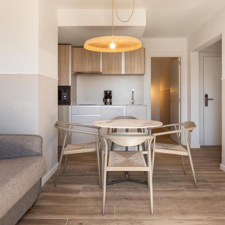 Feelathome Vil-la Romana - Apartamento Premium con 1 dormitorio con terraza y vistas al mar - 10