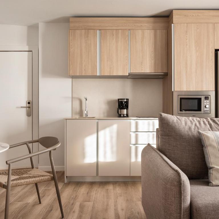Feelathome Vil-la Romana - Apartamento Premium con 1 dormitorio con terraza y vistas al mar - 12