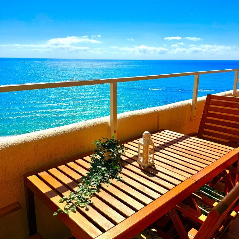 Deluxe Large Apartment Sea Views Benalbeach - Apartamento Deluxe de 1 dormitorio - 1
