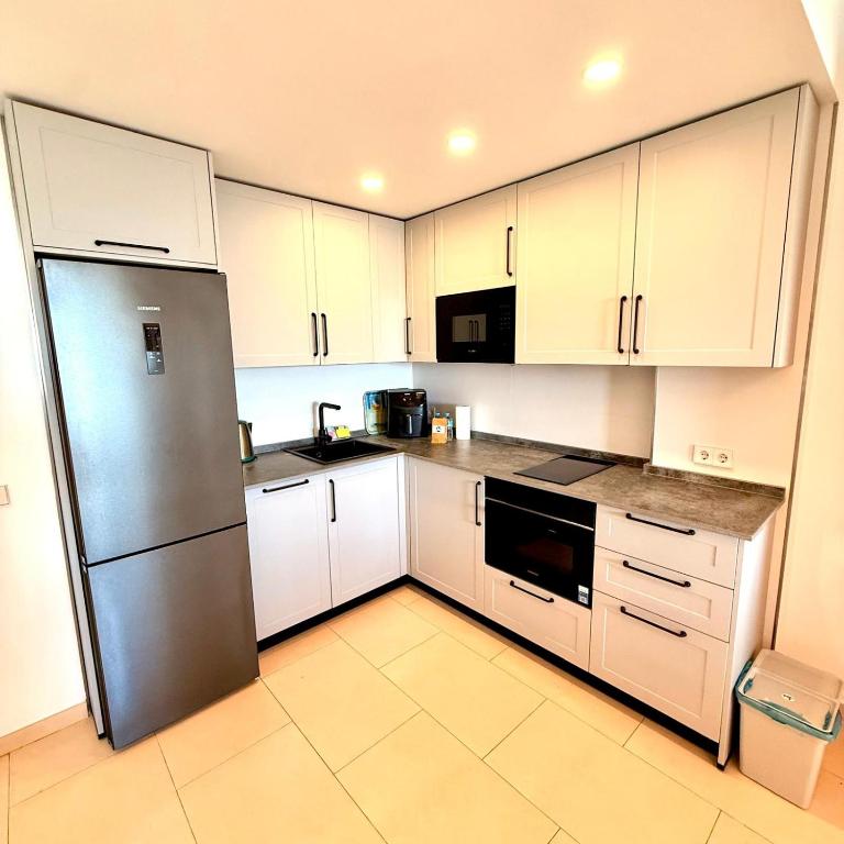 Deluxe Large Apartment Sea Views Benalbeach - Apartamento Deluxe de 1 dormitorio - 10