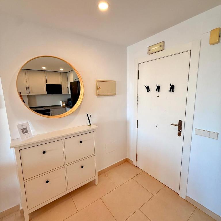 Deluxe Large Apartment Sea Views Benalbeach - Apartamento Deluxe de 1 dormitorio - 12