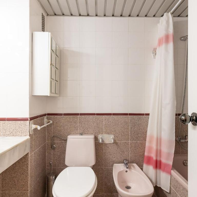 UHC Niza Apartments - Apartamento de 2 dormitorios con vistas a la piscina - 20