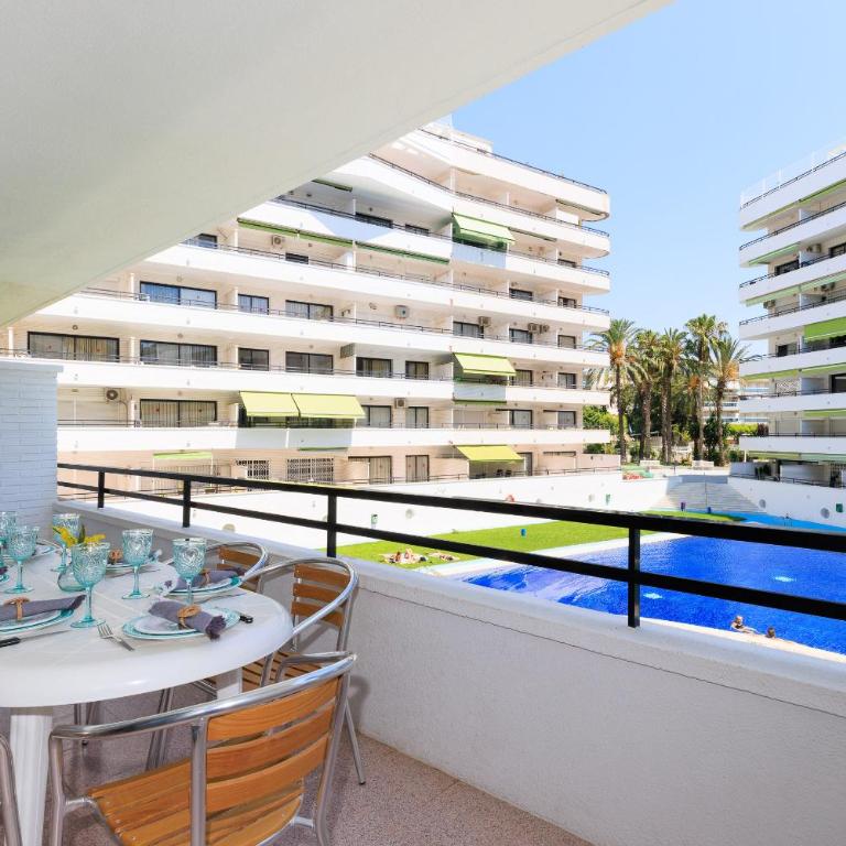 UHC Niza Apartments - Apartamento de 2 dormitorios con vistas a la piscina - 24