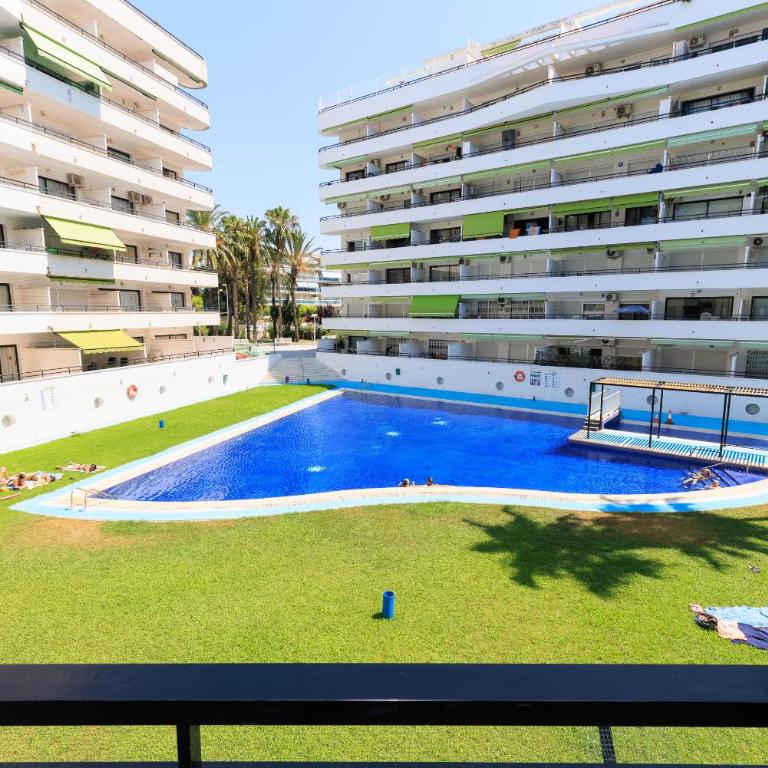 UHC Niza Apartments - Apartamento de 2 dormitorios con vistas a la piscina - 7