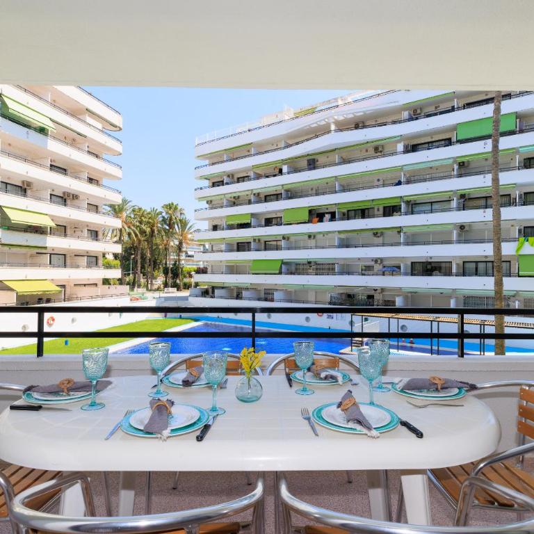 UHC Niza Apartments - Apartamento de 2 dormitorios con vistas a la piscina - 6