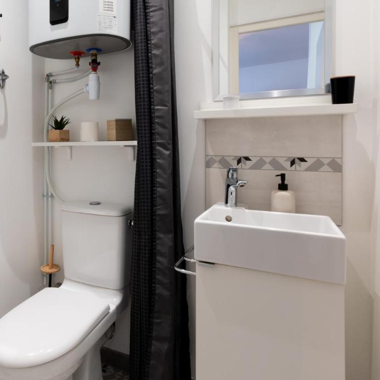 Studio Happy - 9 min sanctuaires - Rénové & équipé - 3 couchages - Apartamento de 1 dormitorio - 19