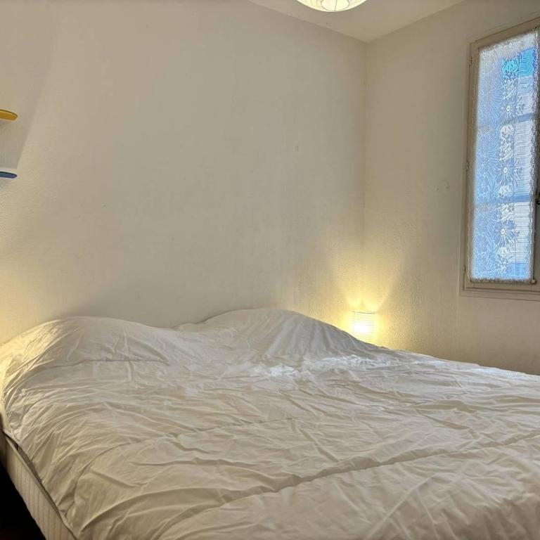 HYE011-316 Appartement 2 pièces avec parking privé - 4 personnes proche du port et de la mer - Apartment mit 1 Schlafzimmer - 7