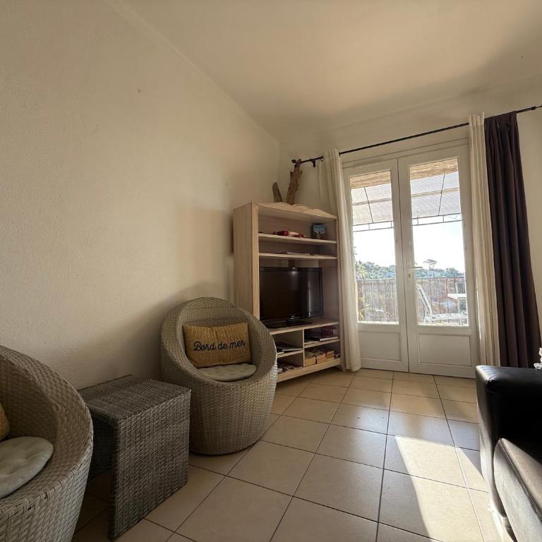 Domaine du Mas de Peyres - Superior Apartment with Sea View - n°2 - 2