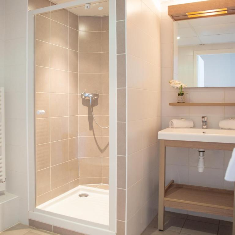 Zenitude Hôtel-Résidences Cannes Mandelieu - Studio Lit Queen-Size - 2