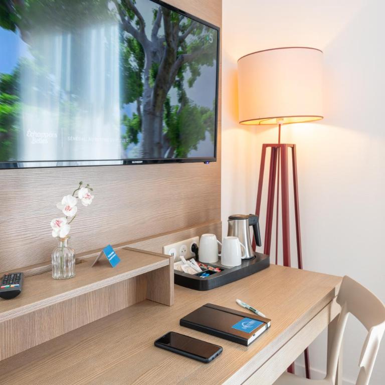 Zenitude Hôtel-Résidences Cannes Mandelieu - Studio Lit Queen-Size - 4