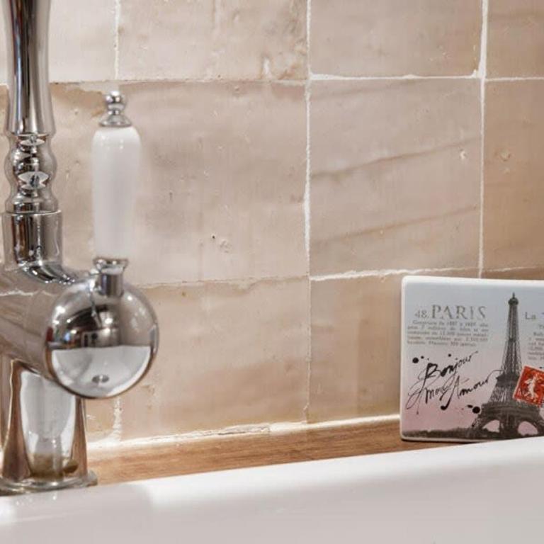 Le Merlot du Marais - One-Bedroom Apartment - 31