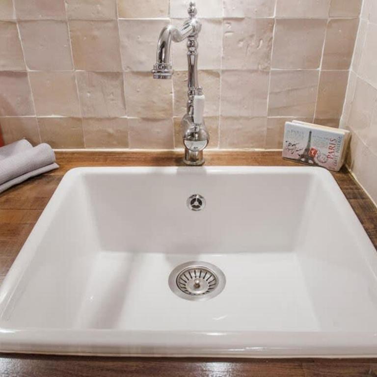 Le Merlot du Marais - One-Bedroom Apartment - 32