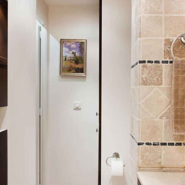 Le Merlot du Marais - One-Bedroom Apartment - 43