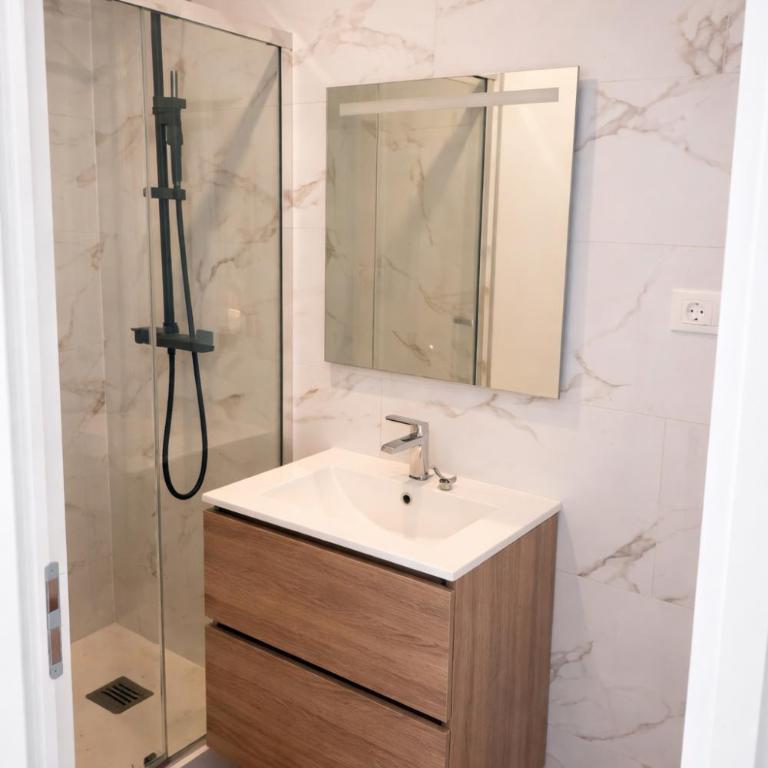 Spa et sauna , studio rénové à 5 min du centre historique - One-Bedroom Apartment - 18