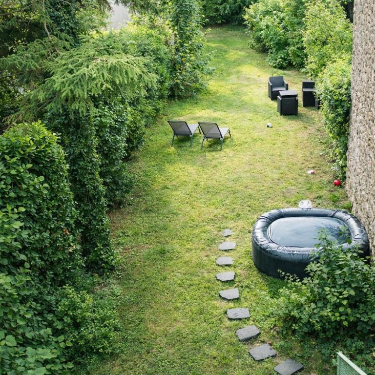 Spa et sauna , studio rénové à 5 min du centre historique - One-Bedroom Apartment - 1