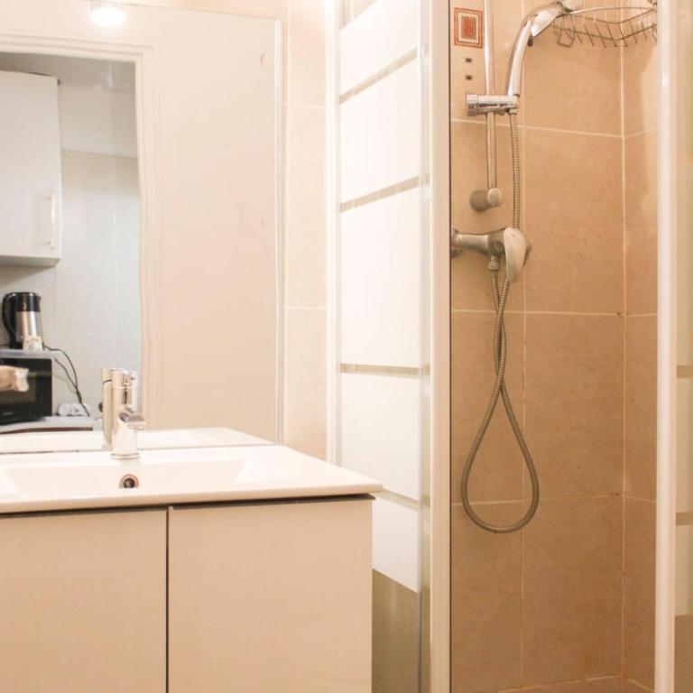 Cosy Studio Cœur de Montparnasse - Studio - 12