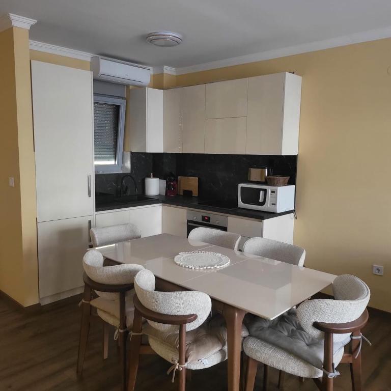 Petrovac Nora - Apartman sa 2 Spavaće Sobe - 5