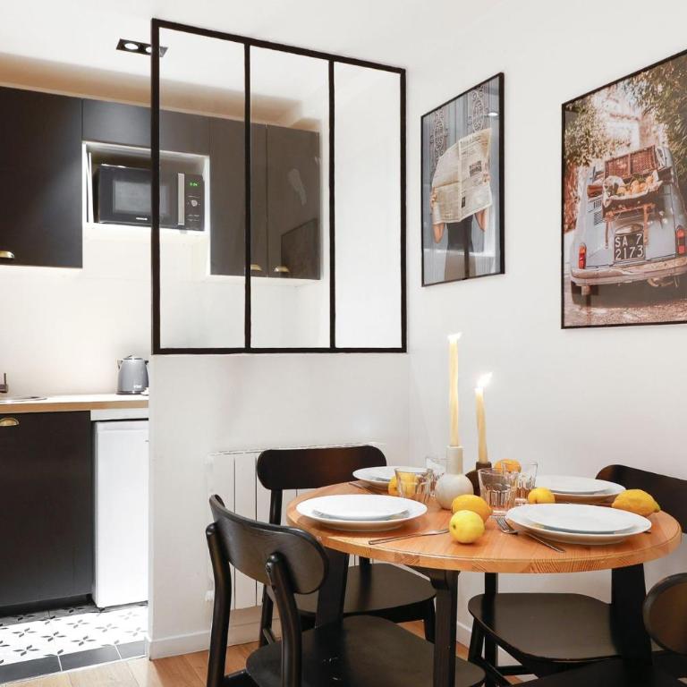 Social Hub Suite Cosy & Fun for 4 Center Paris - Apartment - 12