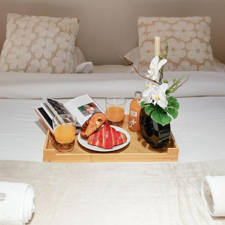 Social Hub Suite Cosy & Fun for 4 Center Paris - Apartment - 9