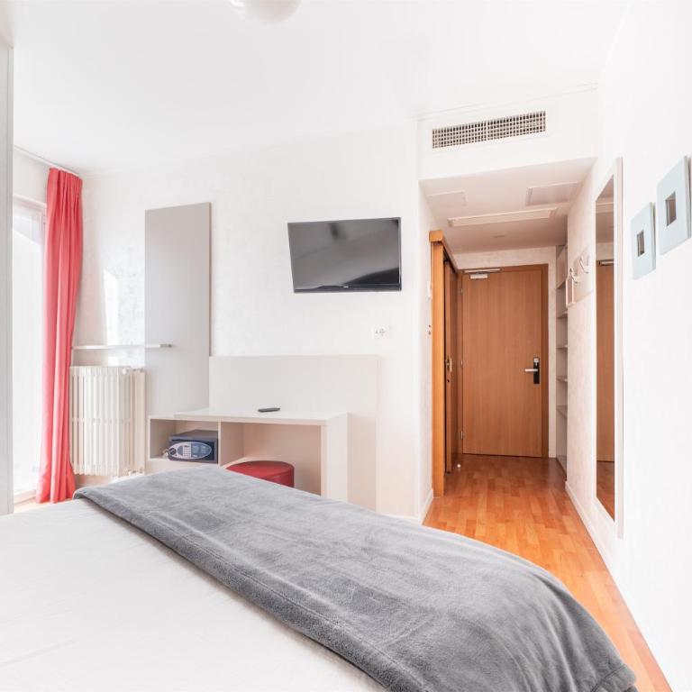 Hotel Angelini - Doppelzimmer mit Balkon - 2