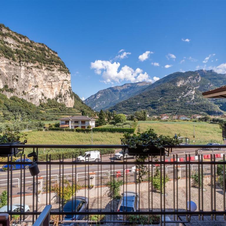 Hotel Angelini - Doppelzimmer mit Balkon und Seeblick - 6