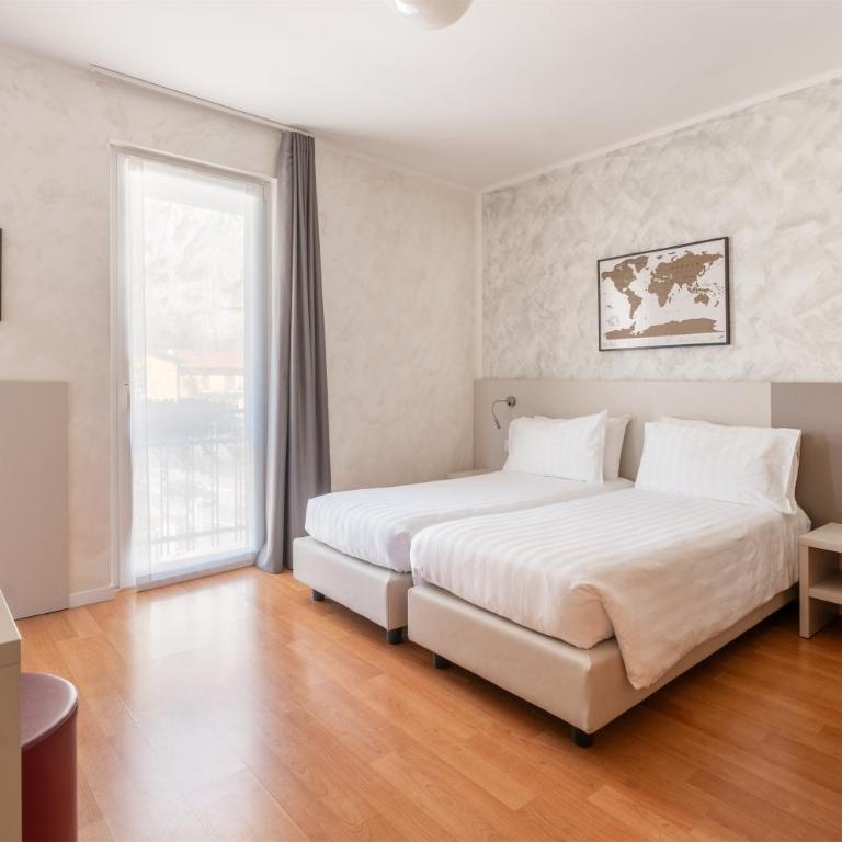 Hotel Angelini - Doppelzimmer mit Balkon - 11