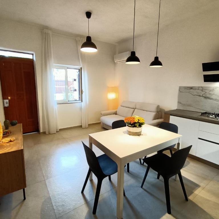 Casa Lea - Appartamento con 2 Camere da Letto - 1
