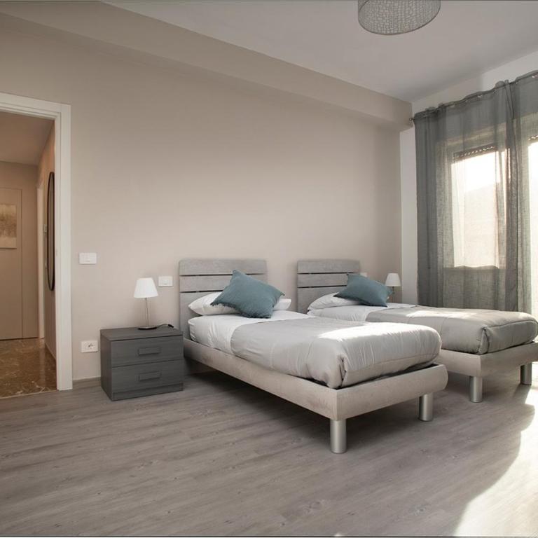 Alloggio Traiano FCO - Appartamento con 2 Camere da Letto - 13