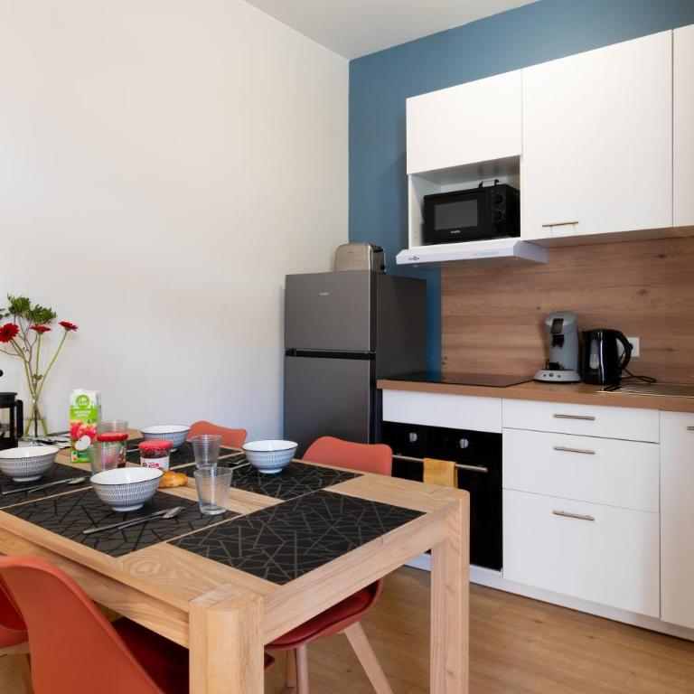 Le Jardin Secret - 9 min sanctuaires - Rénové & équipé - Calme sur Cour - 4 couchages - Appartamento con 2 Camere da Letto - 6