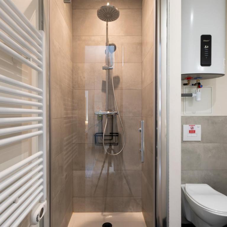 Le Jardin Secret - 9 min sanctuaires - Rénové & équipé - Calme sur Cour - 4 couchages - Appartamento con 2 Camere da Letto - 19