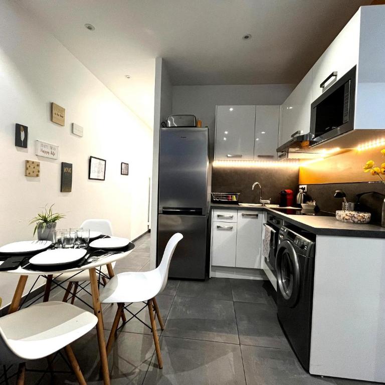 Les Âmes Heureuses-Père Lachaise-Wifi by La Clé des Expos in Paris - Apartamento de 2 dormitorios - 17