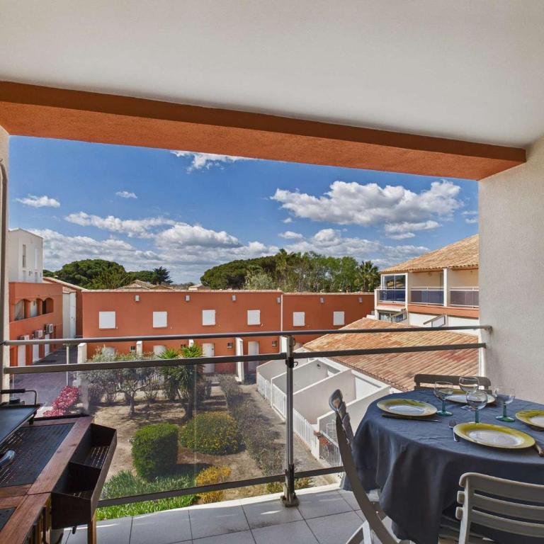 Appartement climatisé 2 pièces à 160m de la plage avec terrasse, parking privé et proche commerces - Appartamento con 1 Camera da Letto - 2