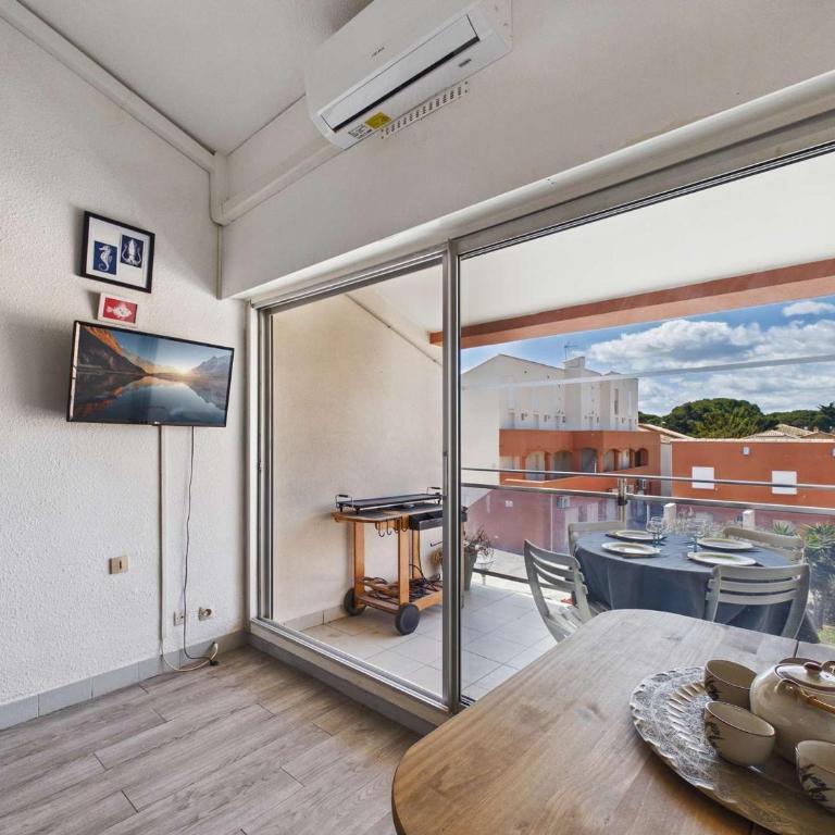 Appartement climatisé 2 pièces à 160m de la plage avec terrasse, parking privé et proche commerces - Appartamento con 1 Camera da Letto - 9