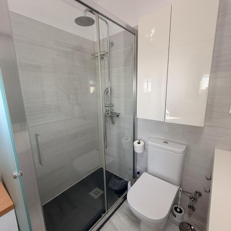 Apartamentos Condal - Dúplex o Planta Baja con Jacuzzi & BBQ - Dúplex - 5