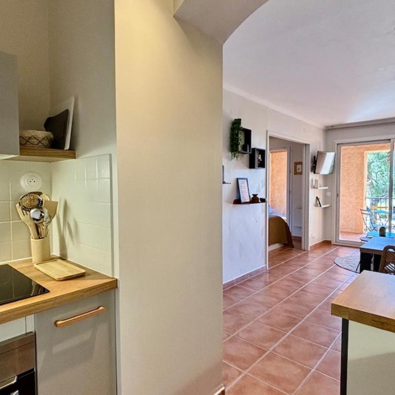 appartement cosy vue sur le golf de Pont Royal en Provence - Appartement 1 Chambre - 33