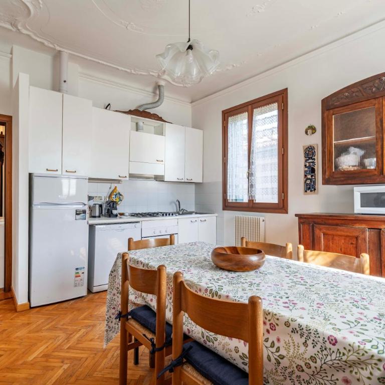 Casa del Sole Venice Lido sleep 6 ,2 bathrooms,1 minute from the beach - Appartement 2 Chambres - 6