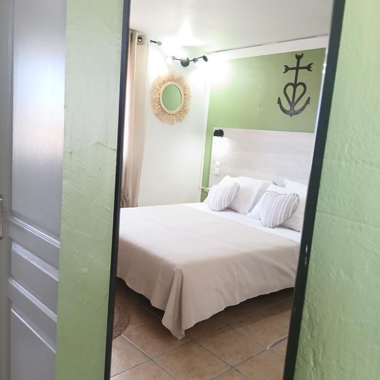 Hôtel Quai d'Azur - Chambre Double Deluxe - 4
