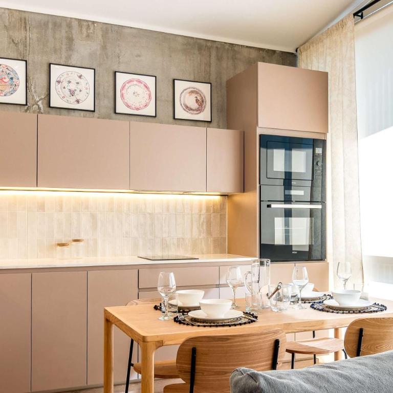 HOM I La Dehesa I Wifi I Parking I AC I Suite I PLD 01 - Apartment - 12
