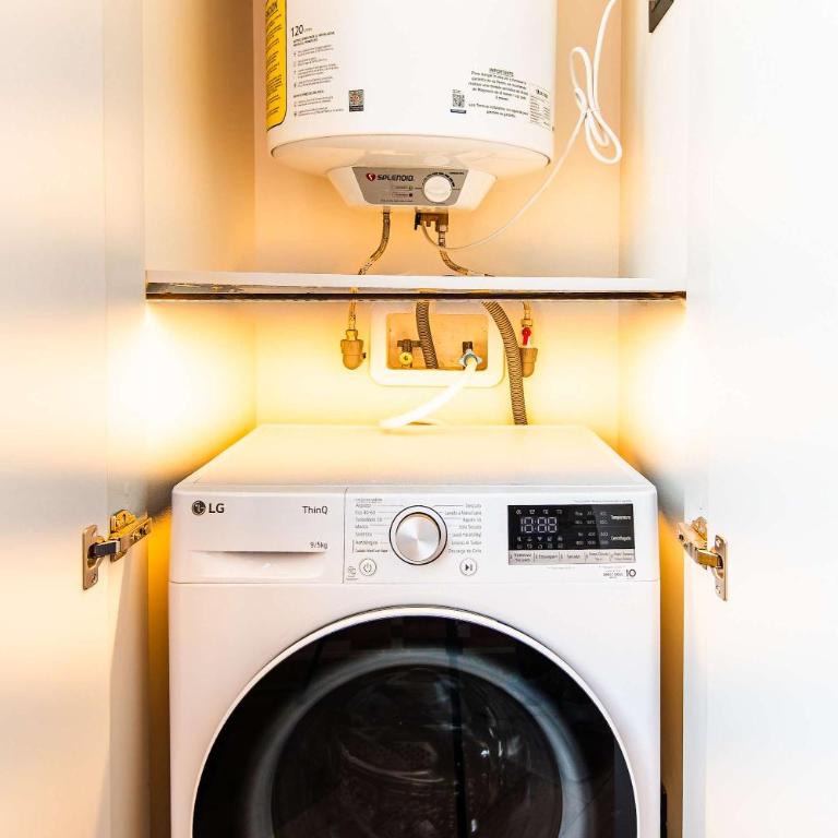 HOM I La Dehesa I Wifi I Parking I AC I Suite I PLD 01 - Apartment - 21