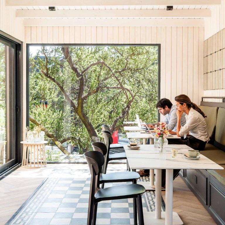 HOM I Vista Cordillera I Moderno I Parking I AC I PLD 22 - Apartamento - 94