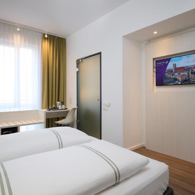 Premier Inn München City West - Double Room - barrier free - 3