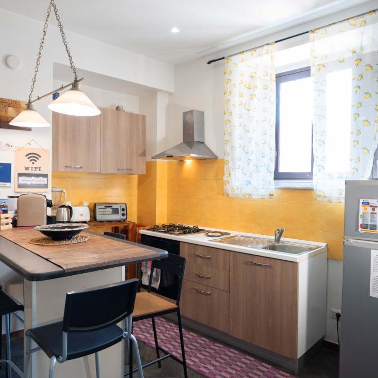 Casa Alcalà Deluxe - Four-Bedroom Apartment - 24