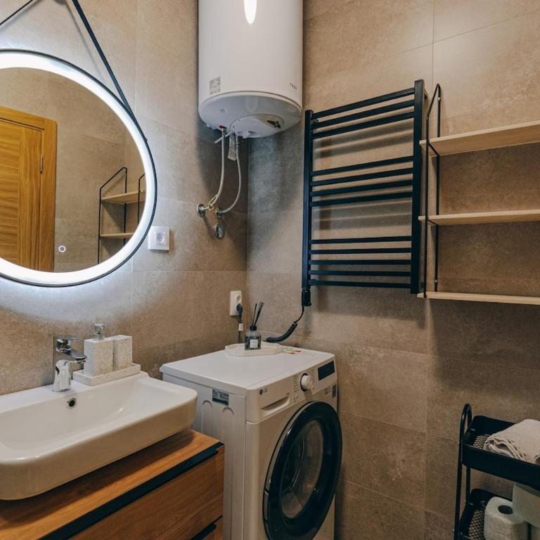 Wow Apartment Budva - Becici - One-Bedroom Apartment - 8