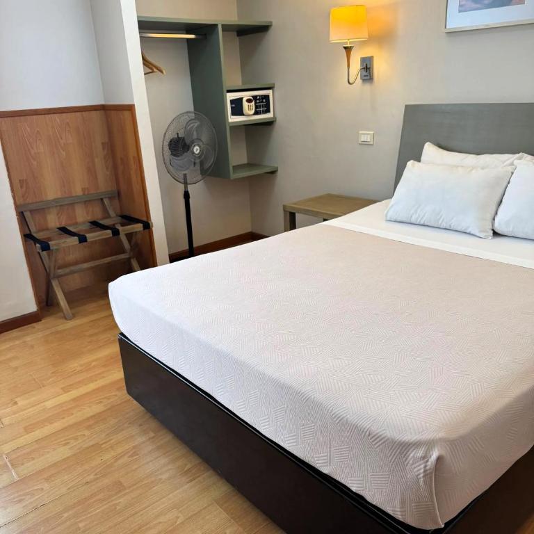 Centro 19 Hotel - Accessible Standard Room - 5
