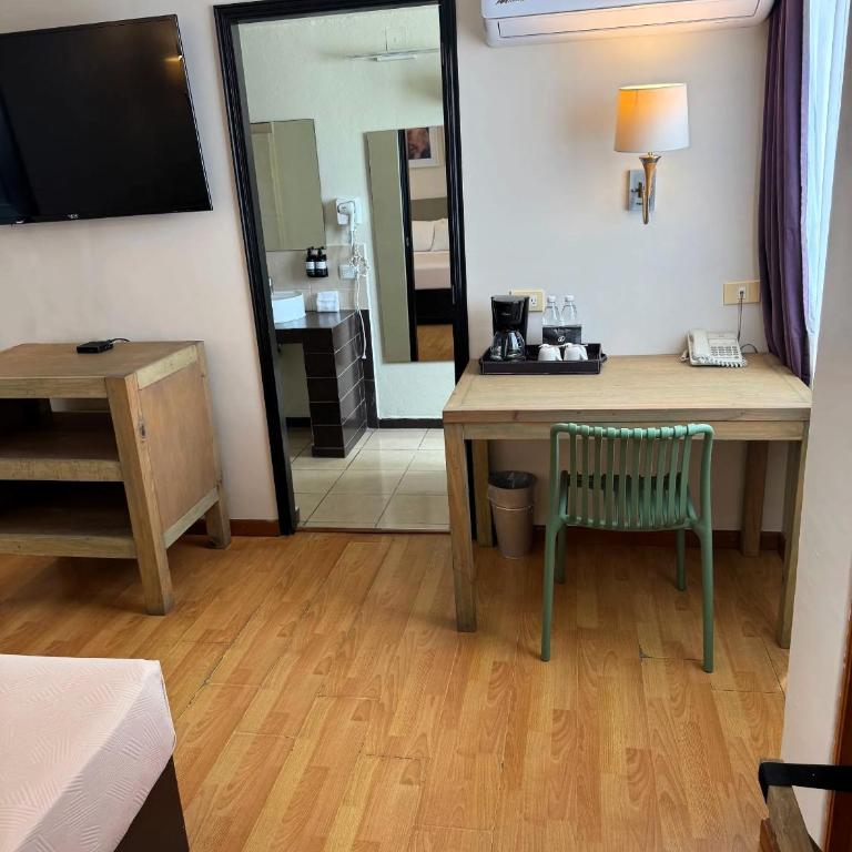 Centro 19 Hotel - Accessible Standard Room - 4