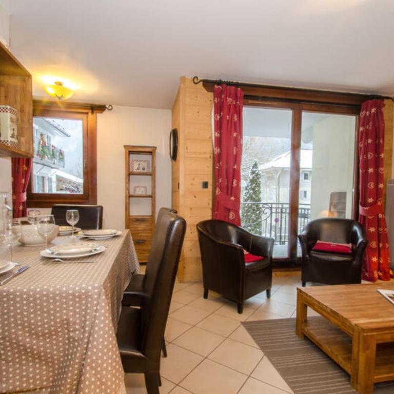 Flat with parking and balcony in Centre - Apartamento - 3