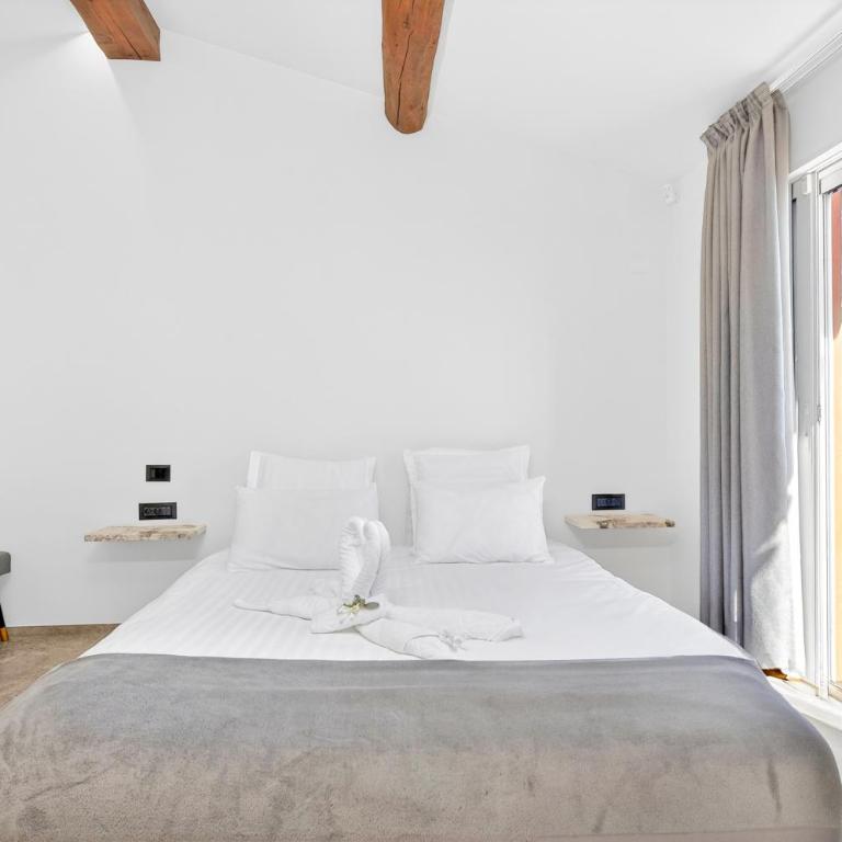 GENTILLEHOMME - Appartement d'exception - vue mer - proche Monaco - Appartement 2 Chambres avec Terrasse et Vue sur la Mer - 36