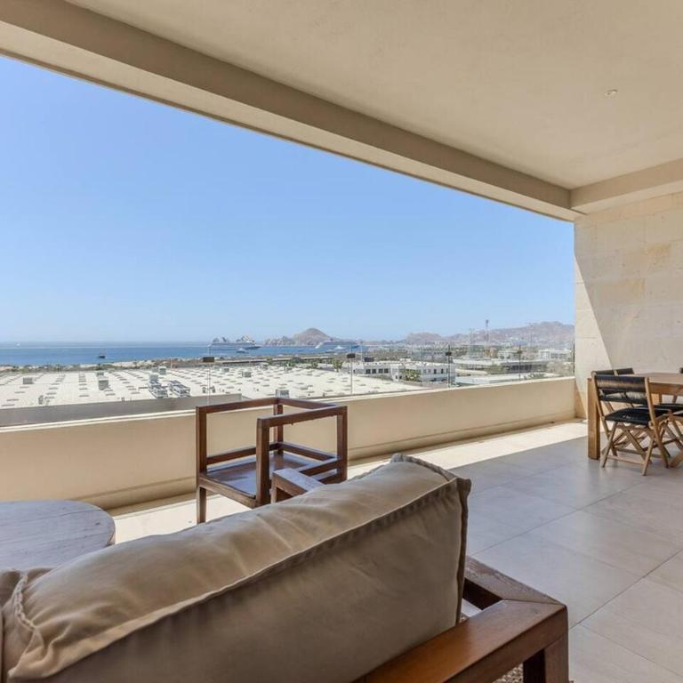 Waterfront condo with pool & gym access - Apartamento de 3 dormitorios - 34