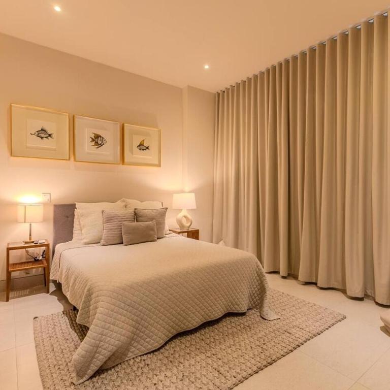 Waterfront condo with pool & gym access - Apartamento de 3 dormitorios - 63