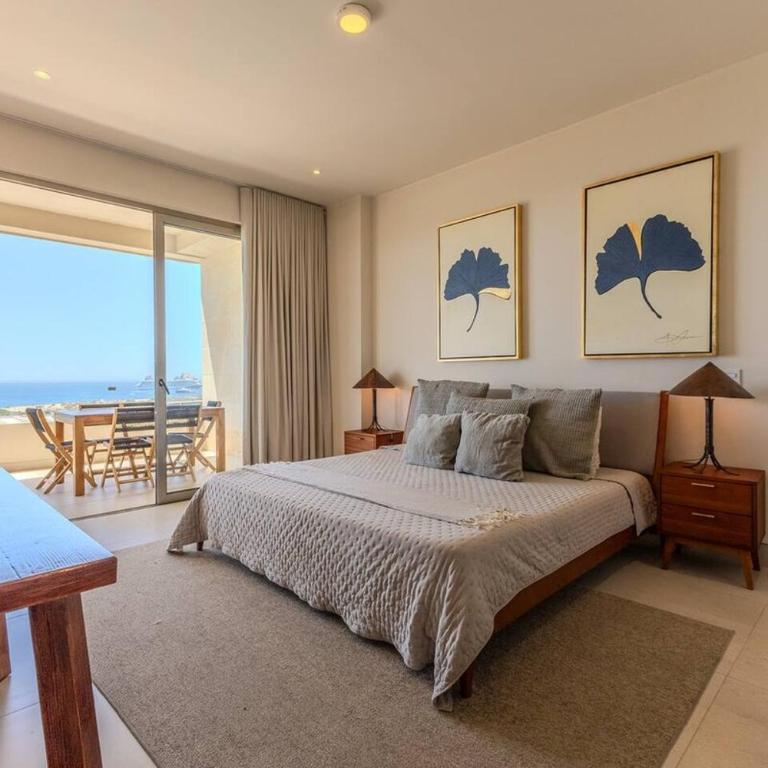 Waterfront condo with pool & gym access - Apartamento de 3 dormitorios - 68
